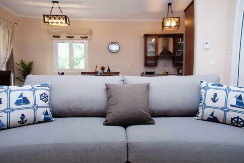 Villa Compass