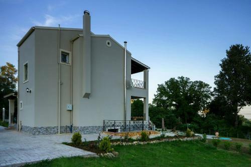 Villa Compass