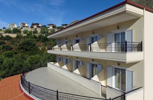 Hostal Plataria Palace