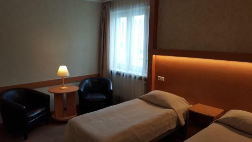 Home Hotel
