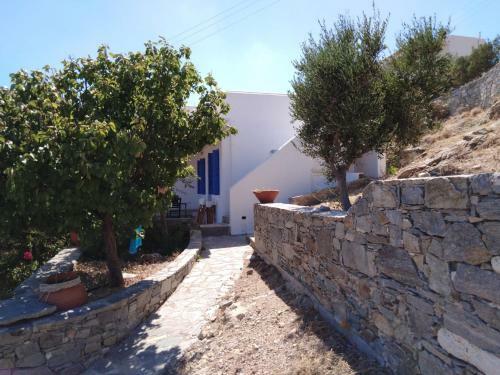 Stunning View House In Serifos