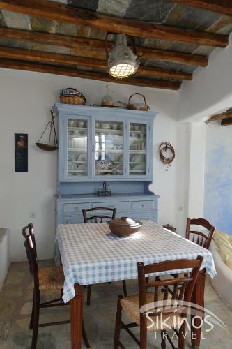 Seaside Traditional Cycladic House