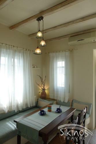 Traditional Apartment In Kastro