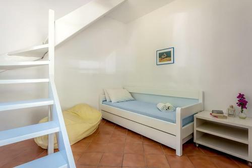 Hostal Limnonari Split Level Studio