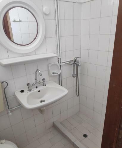 Hostal Genius Rooms