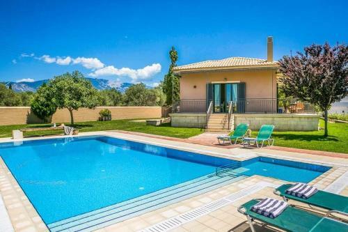 Fokata Villa Sleeps 4 Pool Air Con Wifi