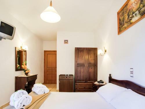 Simplistic Holiday Home In Stournareika With Terrace