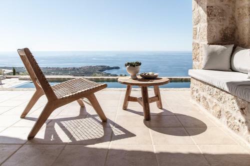 Villa Amani Living