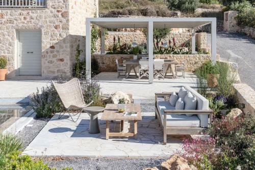 Villa Amani Living