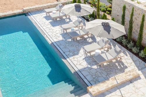 Villa Amani Living