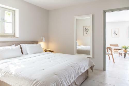 Villa Amani Living