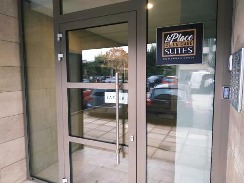 Bed & Breakfast La Place Suites - La Place de La Gare
