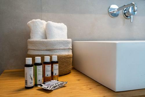 Apartamento Thira Gold Suites