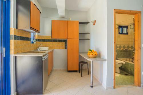 Hostal Orange Apartments