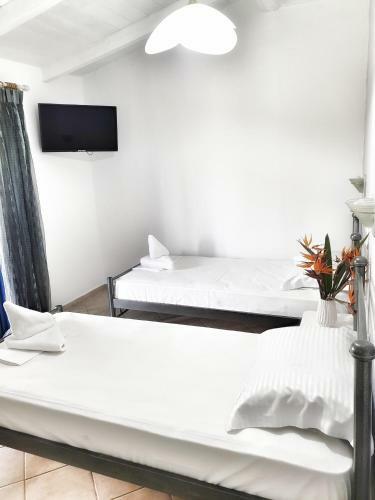 Hostal Orange Apartments