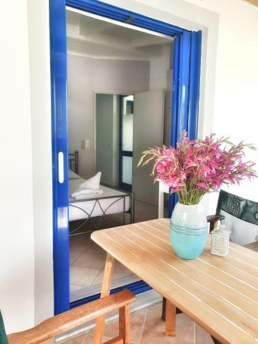 Hostal Orange Apartments