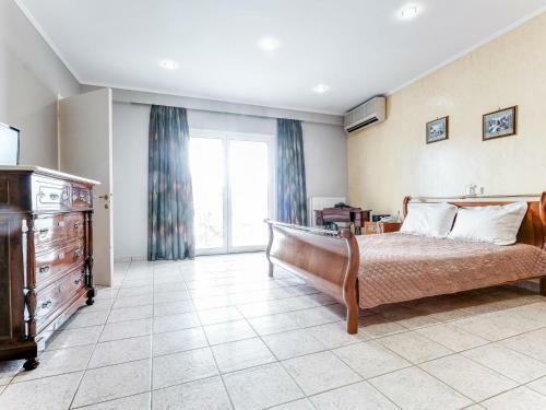 Delightful Holiday Home In Tolo With Balcony