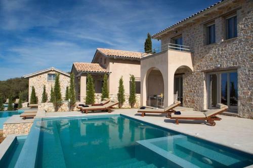 Seaview Lefkada Villa Villa Ioni Stunning Infinity Pool Tsoukalades
