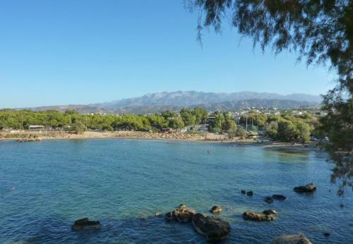 Varypetro Villa Sleeps 2 With Pool And Air Con