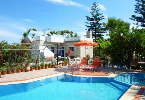 Varypetro Villa Sleeps 2 With Pool And Air Con