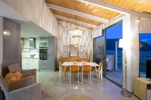 Skai Two Floor Apartment