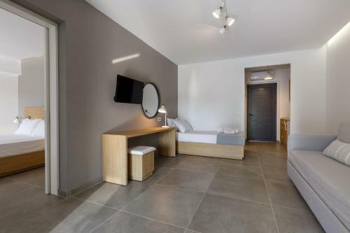 Isalos Hotel