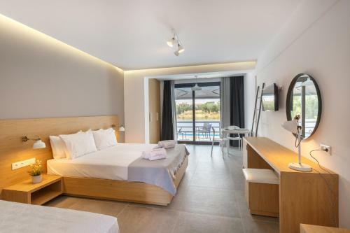 Isalos Hotel