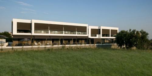 Isalos Hotel