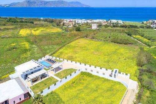 Villa Solaris Heated Pool & Jacuzzi