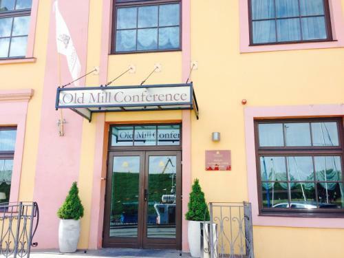 Old Port Hotel