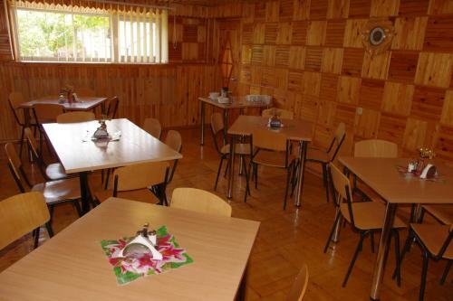 Hostal Turn? Guest House