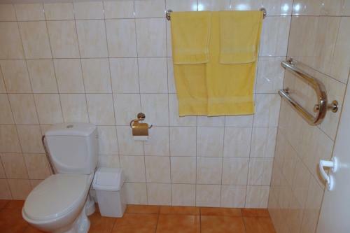 Hostal Turn? Guest House