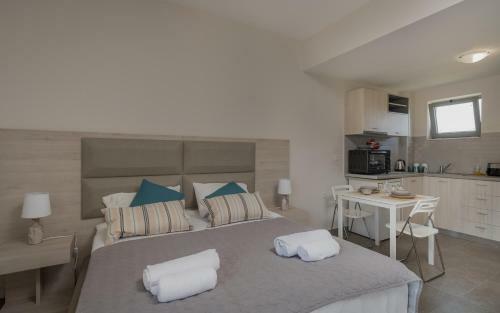 Apartamento Casa 77 Zante By Karras Hotels