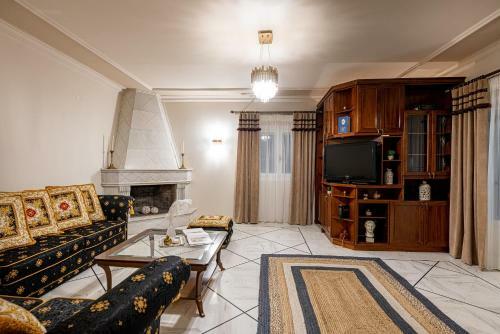 Aigli Villa