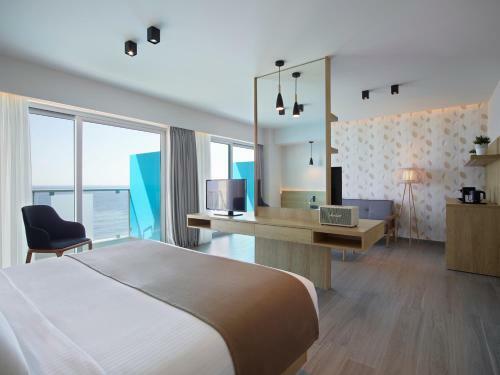 Aquarium View Hotel