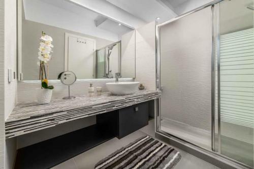 Lardos Villa Sleeps 7 With Pool Air Con And Wifi