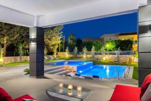 Lardos Villa Sleeps 7 With Pool Air Con And Wifi