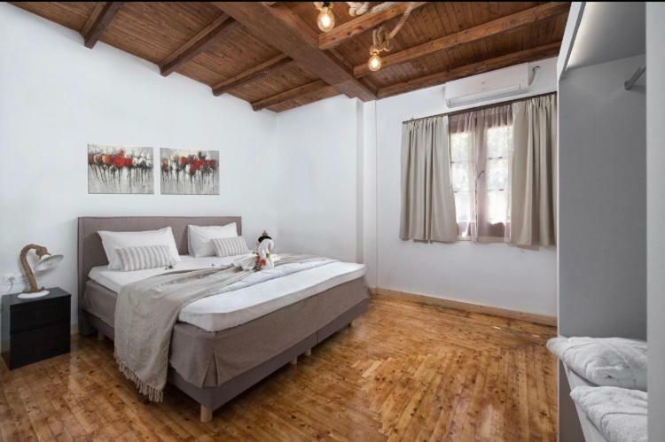 Ariadni Apartments