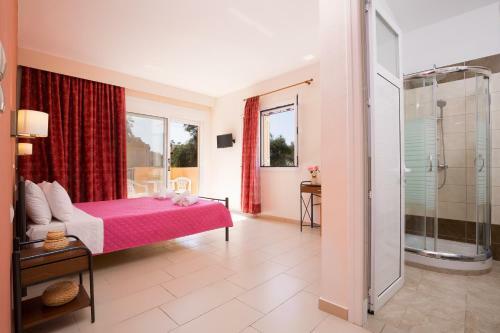 Odysseus Apartments