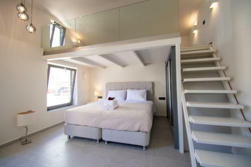 Villa Manthos Beachfront Luxury Suite