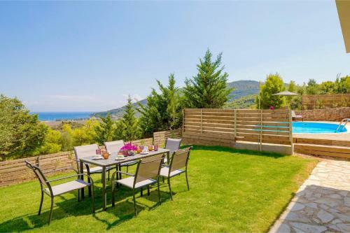 Villa Keri Homes