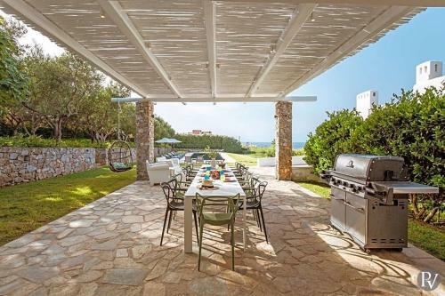 Agios Onoufrios Villa Sleeps 14 With Pool And Air Con