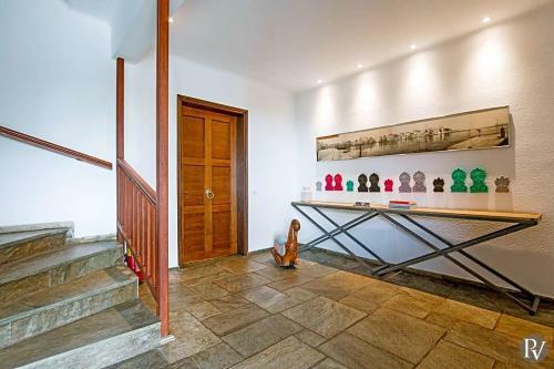 Agios Onoufrios Villa Sleeps 14 With Pool And Air Con