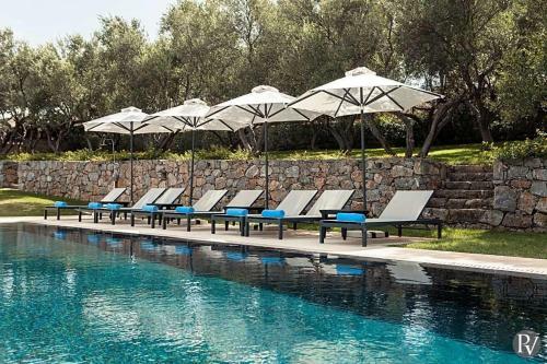 Agios Onoufrios Villa Sleeps 14 With Pool And Air Con