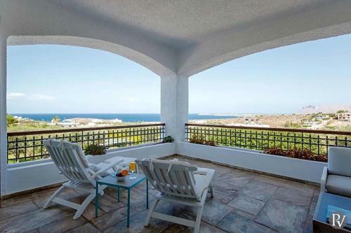 Agios Onoufrios Villa Sleeps 14 With Pool And Air Con