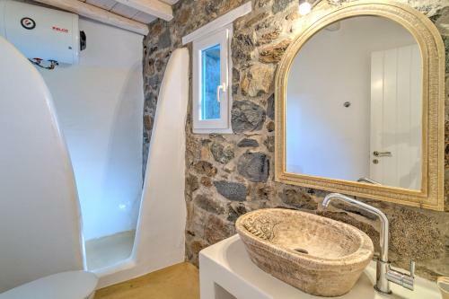 Kanalia Villa Sleeps 10 With Pool And Air Con