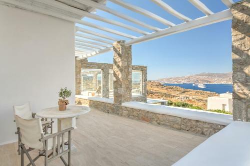 Kanalia Villa Sleeps 10 With Pool And Air Con