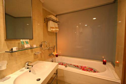 Hotel Club Marmara Rhodes Doreta Beach