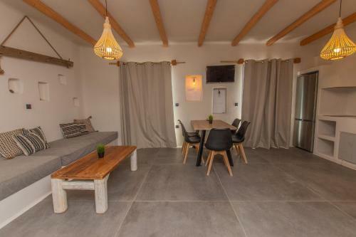 Ampelos Villas