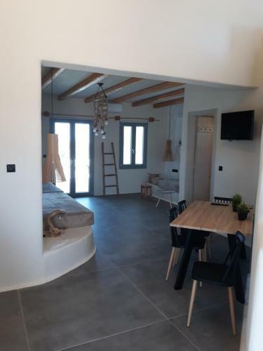 Ampelos Villas